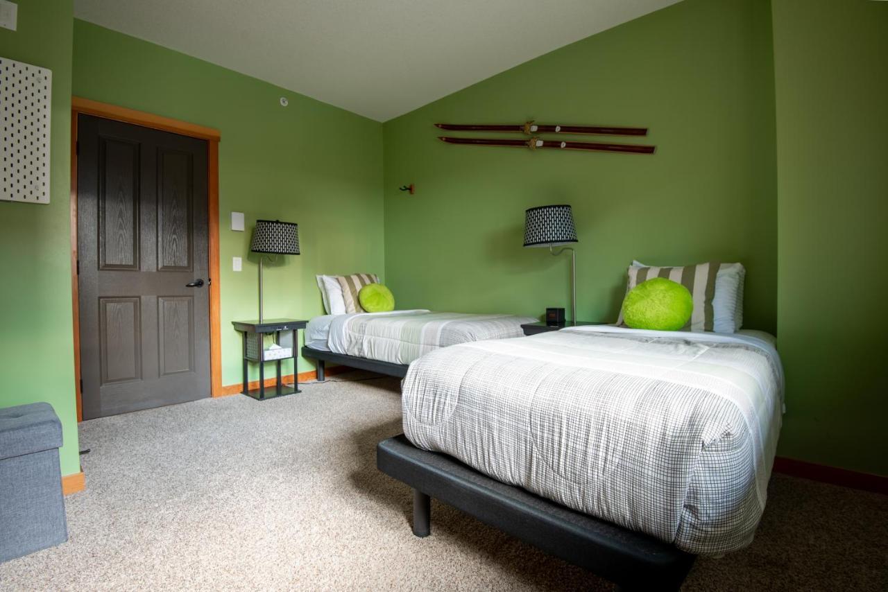קאנמור Renovated Condo, 2Br, 2Ba, Heated Pool, 3 Hot Tubs, Pets Welcome! מראה חיצוני תמונה